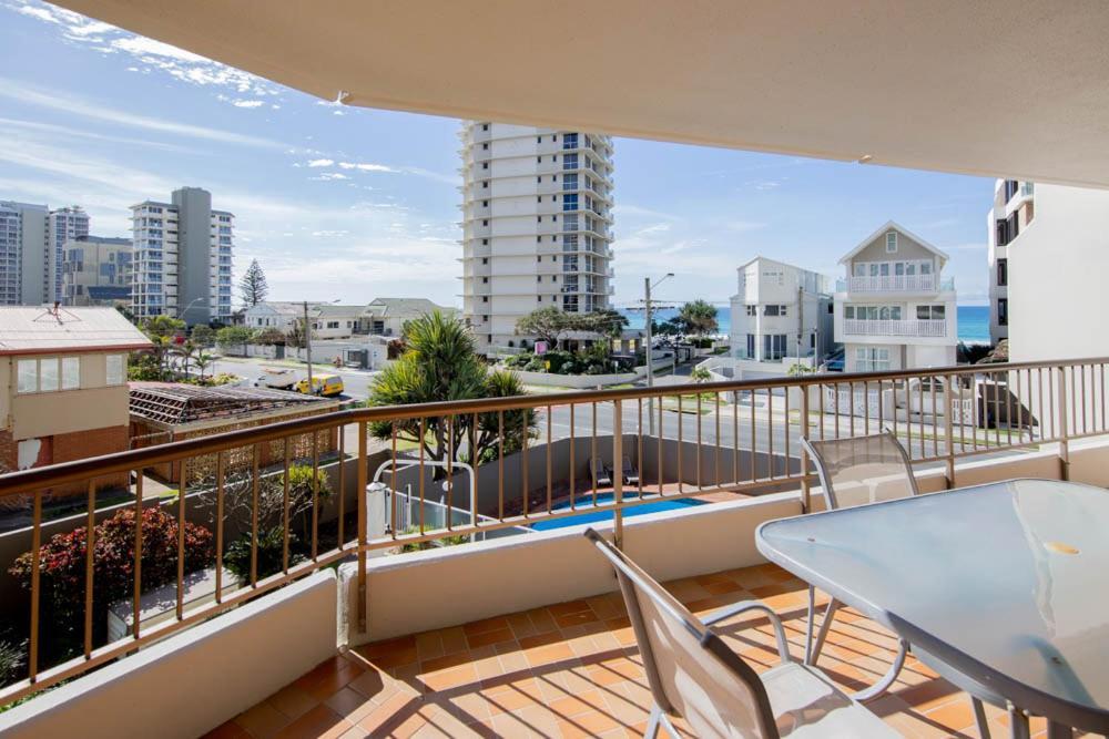 Bougainvillea Gold Coast Holiday Apartments Exteriör bild