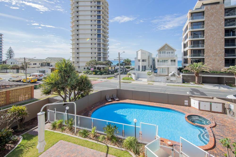 Bougainvillea Gold Coast Holiday Apartments Exteriör bild